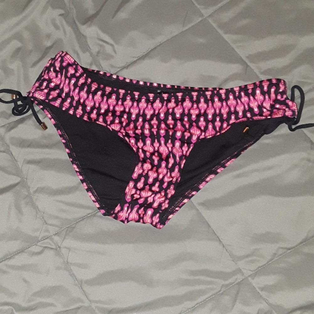 Bikini bottoms